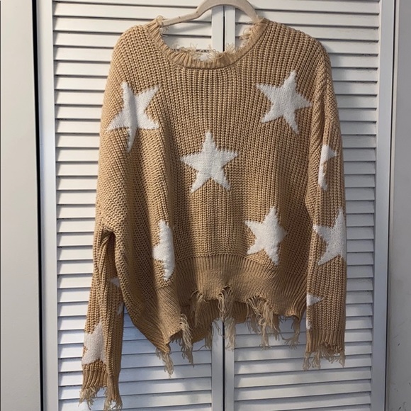 🔥Poly & Esther destructed v neck sweater.🔥🔥 - Picture 4 of 6